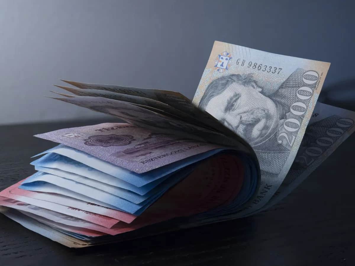 Forint na Węgrzech: Płać sprytnie, unikaj pułapek finansowych!