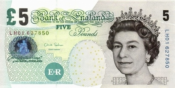 Bank Anglii wycofuje z obiegu banknoty papierowe o nominale 5 funtów